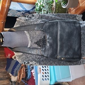 Pursuits Ltd. Leather purse